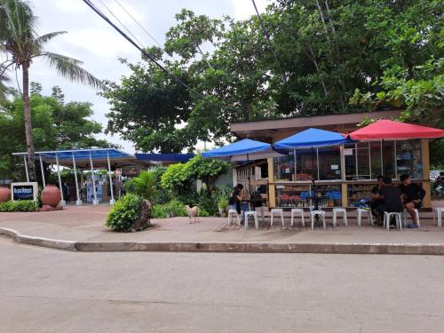 Guanzon Beach Snack Bar 2